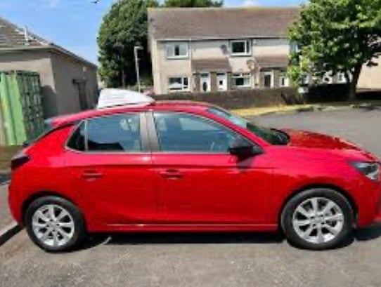 1st 3 Driving lesson with Driving instructor £75 with a Driving school