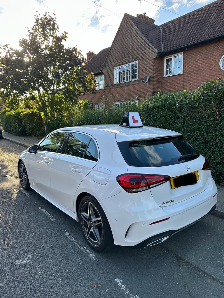 MANUAL DRIVING INSTRUCTOR LONDON